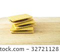 Pineapple sandwish 32721128