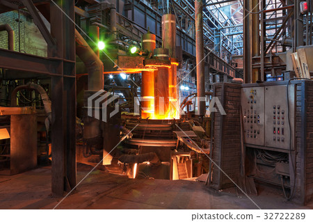 Electroarc furnace at metallurgical plant 32722289