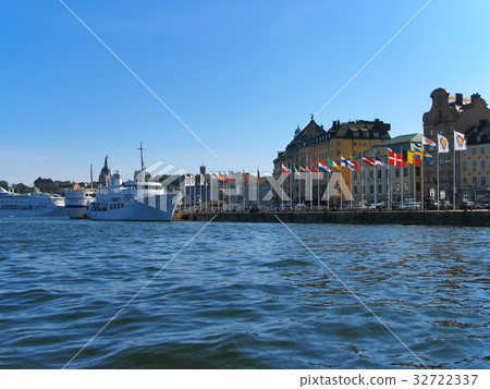 Stockholm, the Old Town 32722337