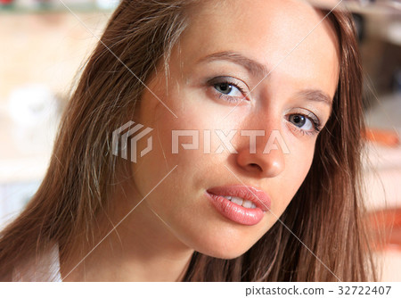 beautiful face of young woman beautiful face of young woman 32722407