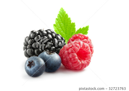 berries 32723763