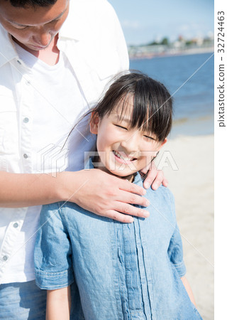 Ocean family Ocean family 32724463