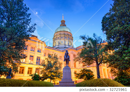 Georgia State Capitol 32725961