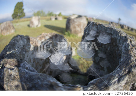 LAO PHONSAVAN PLAIN OF JARS 32726430