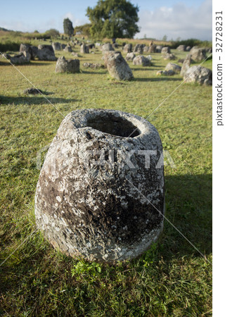 LAO PHONSAVAN PLAIN OF JARS LAO PHONSAVAN PLAIN OF JARS 32728231