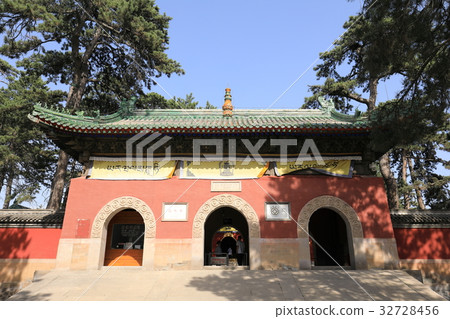 世界遺產中國承德外Hachiman Puruuji Sanmon 世界遺產中國承德外Hachiman Puruuji Sanmon 32728456