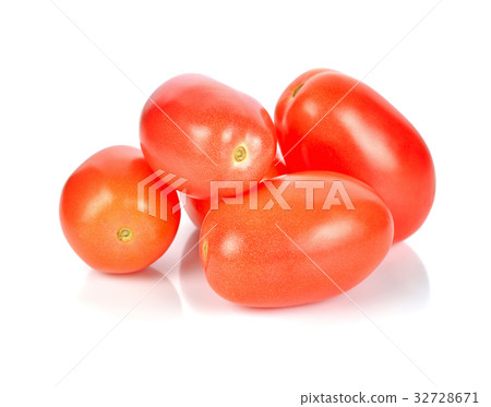 tomatoes isolated on white background. tomatoes isolated on white background. 32728671