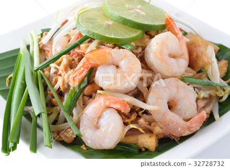 Pad Thai with shrimp, Thai noodle style 32728732