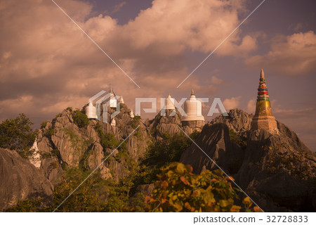 THAILAND LAMPANG WAT PRAJOMKLAO RACHANUSORN THAILAND LAMPANG WAT PRAJOMKLAO RACHANUSORN 32728833