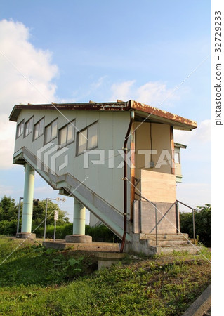 Overpassed bridge (Kurioka Station) Overpassed bridge (Kurioka Station) 32729233