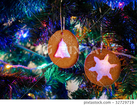 Stained Glass Gingerbread Cookies Christmas 32729719