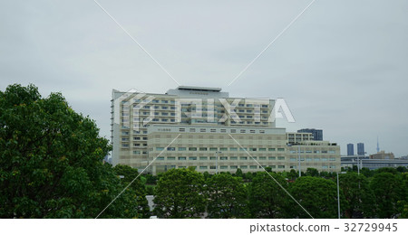 Cancer Research Ariake Hospital distant view Cancer Research Ariake Hospital distant view 32729945