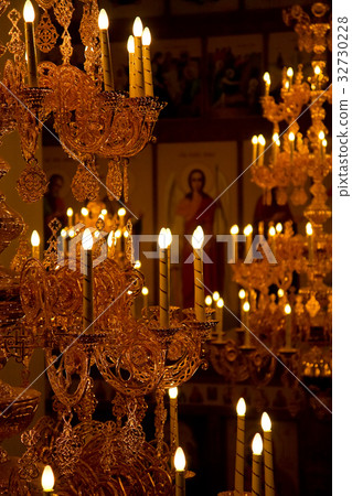 Church interior 32730228