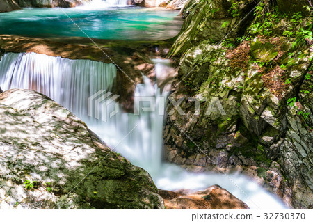 "Yamanashi Prefecture" healing image "Nishizawa Valley" 32730370