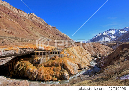 Puente del Inca, incas bridge natural monument 32730698