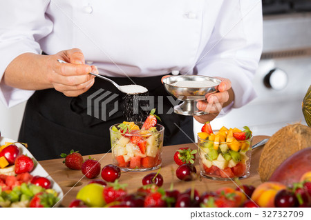 Chef with fruits Chef with fruits 32732709