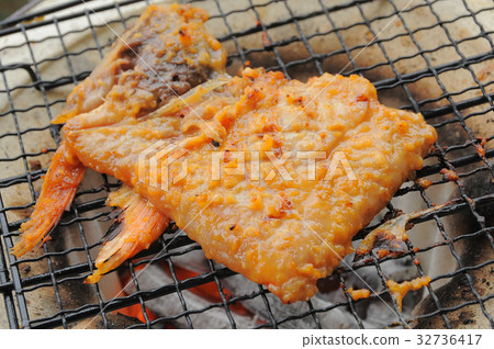 Baked pickled miso sauce 32736417