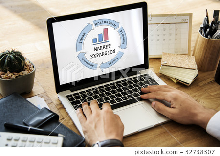 Business Venture Success Diagram Concept 32738307