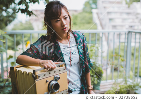 camergirl, large format camera, photographer 32738652