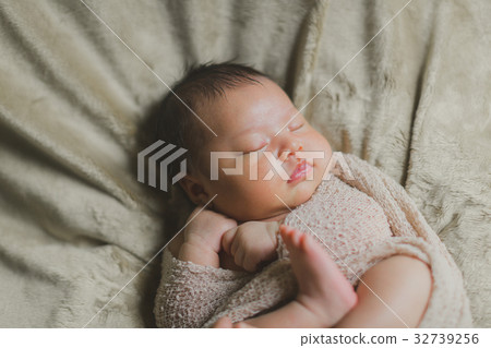 baby, infant, sleeping face 32739256