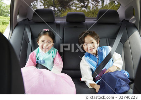 孩子,家庭,中秋節 孩子,家庭,中秋節 32740228