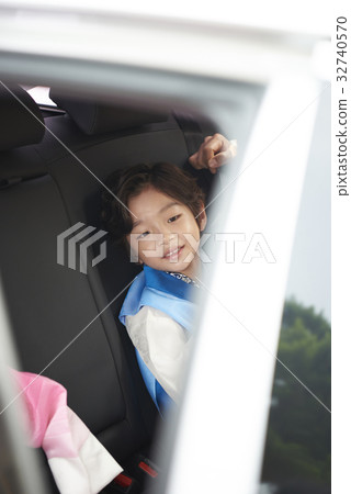 孩子,家庭,中秋節 孩子,家庭,中秋節 32740570
