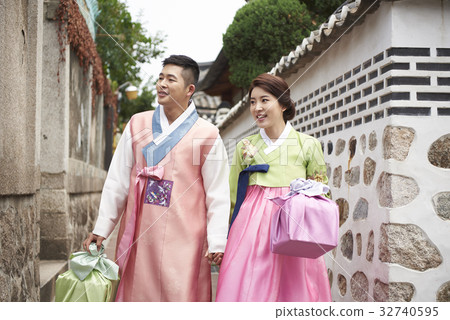Couple, Family, Chuseok 32740595