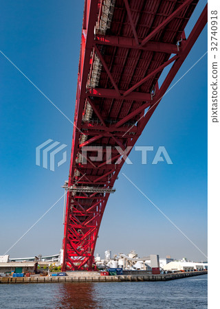 大阪港（大橋港）的紅色大橋 32740918