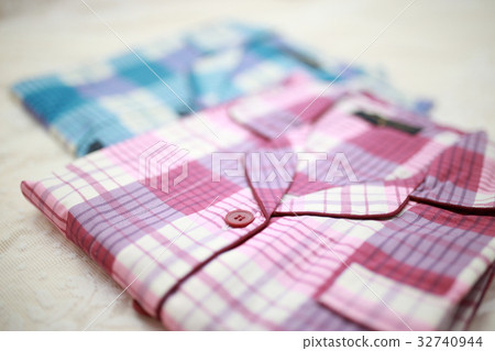 Pajamas (Meeting couple Pairing 2 matches Matches Sleepwear Family Family Lovers clothes) Pajamas (Meeting couple Pairing 2 matches Matches Sleepwear Family Family Lovers clothes) 32740944