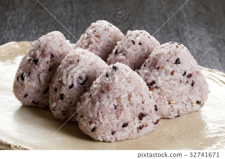 麝香飯糰 32741671