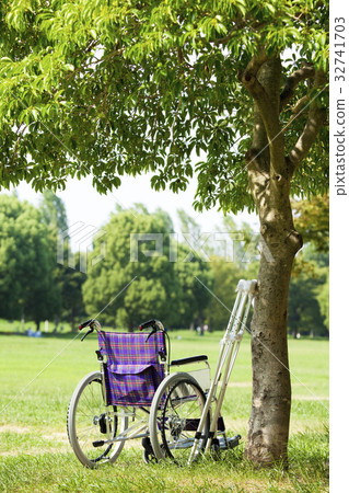 Crutch and wheelchair 32741703