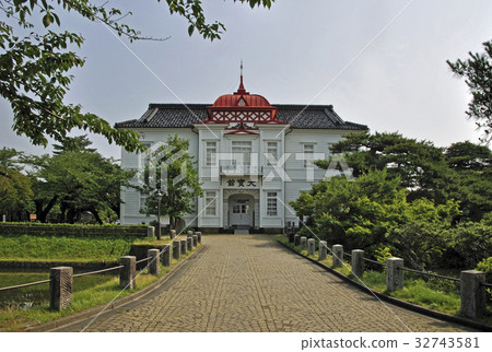 Oisokan of quasi-western architecture 32743581