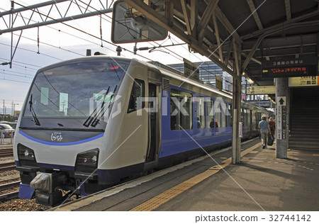 Railway JR East / Gono Line Resort Shirakami 32744142