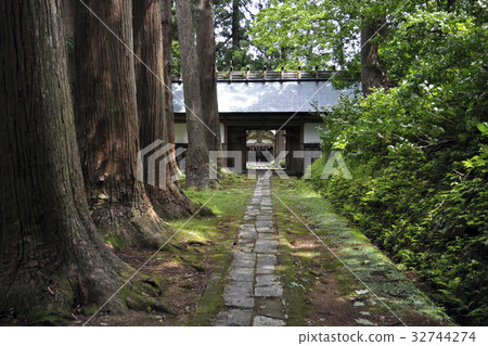 Haguroyama Sakan 32744274