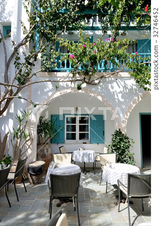 The outdoor restaurant in traditional Greek style 32746452