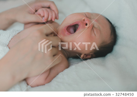 嬰兒 寶寶 寶貝 32748450
