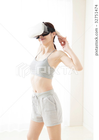 Female VR Young Female Fitness Sport Exercise Female VR Young Female Fitness Sport Exercise 32751474