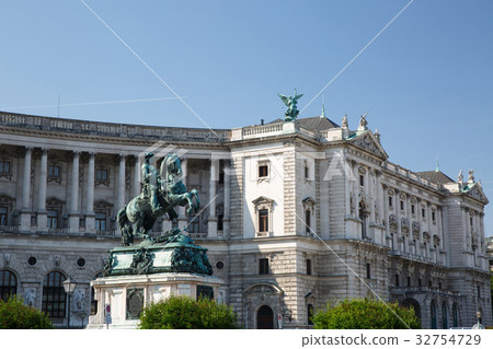 Austria, Vienna, Hofburg Palace Austria, Vienna, Hofburg Palace 32754729