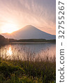 Morning of Lake Tanuki 32755267