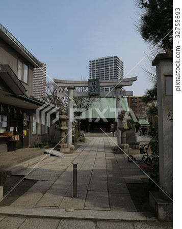 Sugashima Sumiyoshi Shrine 32755893