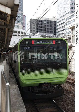 [JY] Yamanote Line E235 series (preceding mass-production car) 32757171