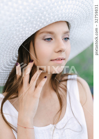 Girl with a bouquet of lavender Girl with a bouquet of lavender 32759831