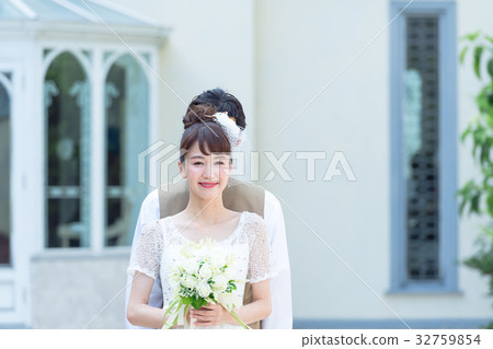 wedding image wedding image 32759854