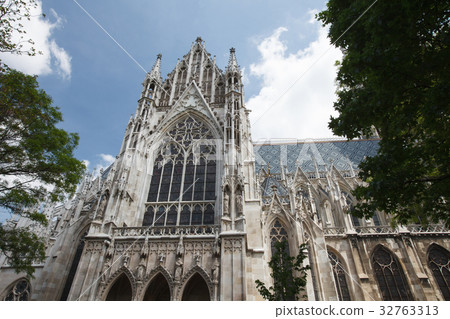 famous Votivkirche ,Votive Church. Vienna 32763313