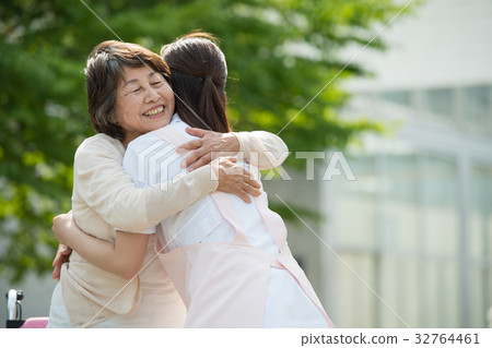 Nursing care hospital patient carer wheelchair 32764461