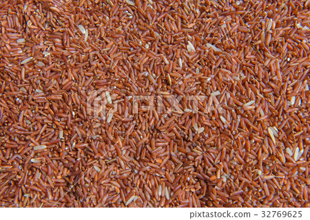 Riceberry rice or Thai black jasmine rice 32769625