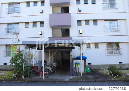 Wakamatsu Complex 32770988