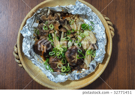 蘑菇箔烤 32771451