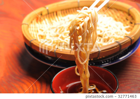 Zaru soba 32771463