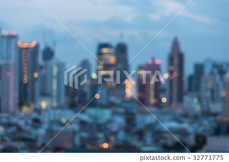 Office building blurred bokeh light downtown 32771775